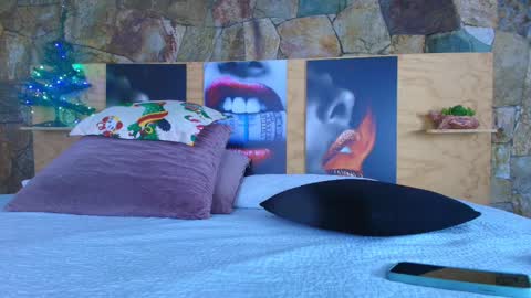 Jolie online show from 11.22.25