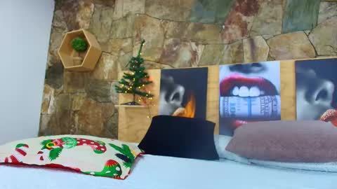 Jolie online show from 12.16.25