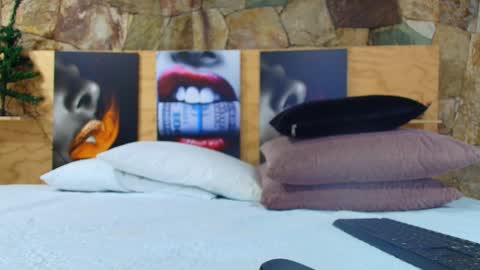 Jolie online show from 12.17.25