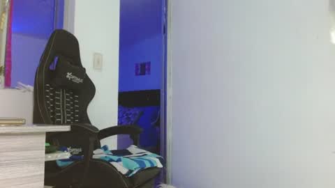 candy_giuliana21 online show from 06.13.26