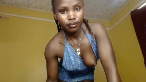 Snapshot of candy_hun chatting on 11.24.25 candy_hun online show from 11.24.25