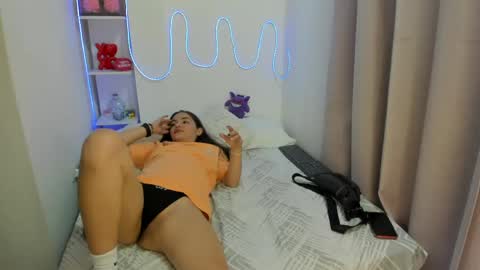 Snapshot of candy_kitty7343 chatting on 05.06.26 candy_kitty7343 online show from 05.06.26