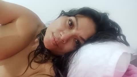 Snapshot of candy_kyle chatting on 11.21.25 candy kyle online show from 11.21.25