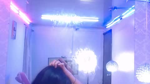 Snapshot of candy_lux_ chatting on 01.11.25 Candy online show from 01.11.25