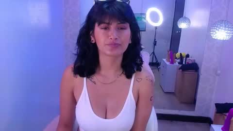 Snapshot of candy_lux_ chatting on 01.14.25 Candy online show from 01.14.25