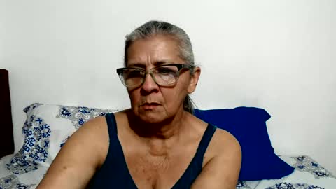 Snapshot of candy_mature_ chatting on 06.15.26 candy online show from 06.15.26