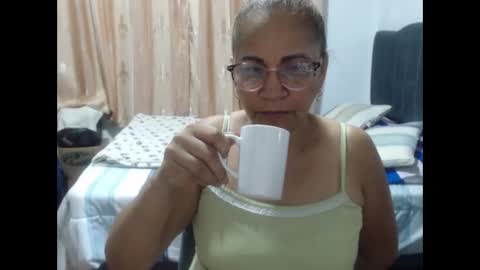 Snapshot of candy_maturee49 chatting on 02.01.26 mafe online show from 02.01.26