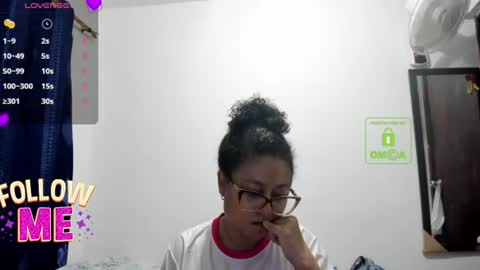 Snapshot of candy_val chatting on 06.19.26 candy_val online show from 06.19.26