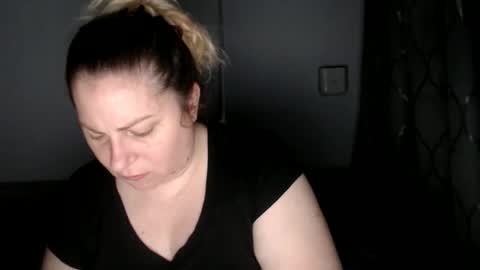 Laura online show from 11.18.25