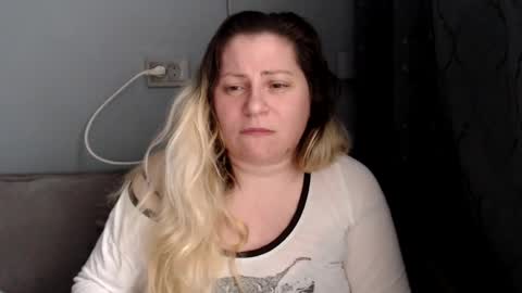 Laura online show from 05.05.26