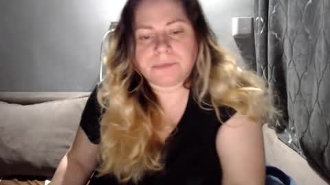 Laura online show from 06.10.26