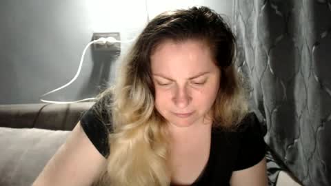 Laura online show from 06.24.26