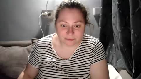 Laura online show from 07.22.26