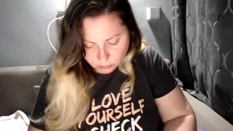 Laura online show from 07.28.26