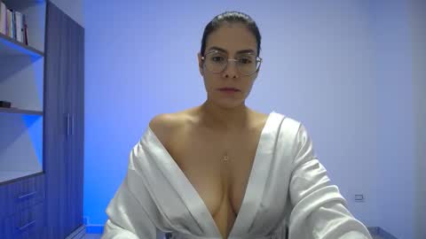 Candy Dowson online show from 01.12.26