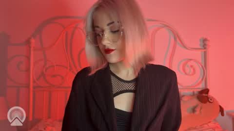 You can call me HH online show from 09.17.25