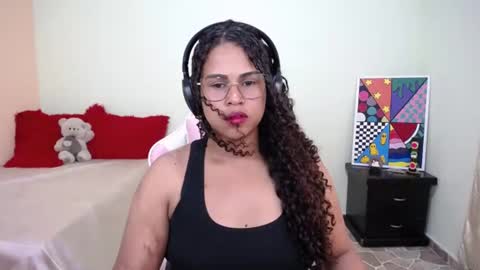 Snapshot of candyhot_sex chatting on 07.30.26 Karen online show from 07.30.26