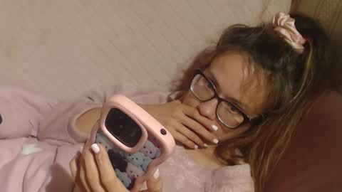 Snapshot of candylady13 chatting on 10.24.25 say meow and send tips  online show from 10.24.25