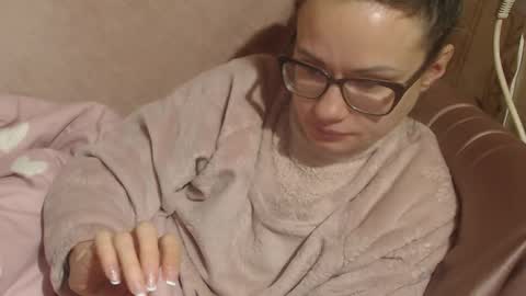 say meow and send tips  online show from 02.05.26