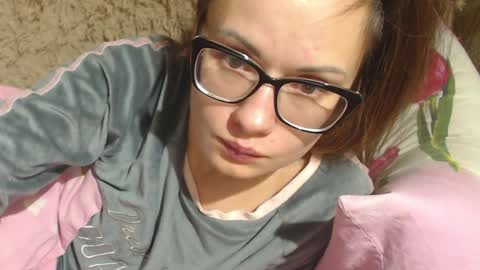 say meow and send tip  online show from 12.06.24