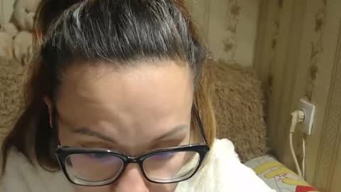 say meow and send tip  online show from 12.27.24