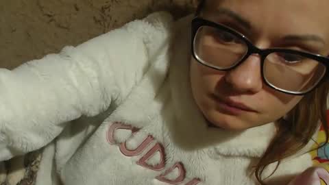 say meow and send tip  online show from 01.26.25