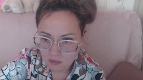 say meow and send tip  online show from 06.10.26