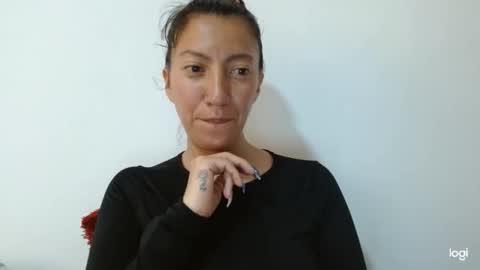 Snapshot of candymilfff chatting on 11.27.25 candymilfff online show from 11.27.25