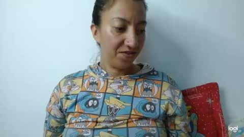 Snapshot of candymilfff chatting on 12.15.25 candymilfff online show from 12.15.25