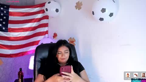 Snapshot of candys_victoria chatting on 07.05.26 Candys Victoria online show from 07.05.26