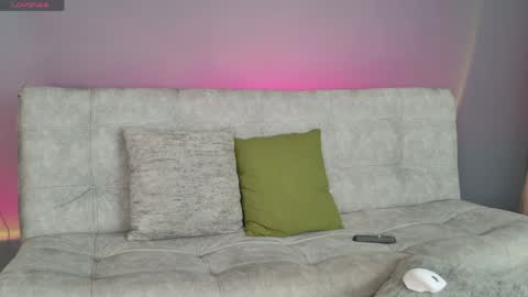 Isabella online show from 04.30.26