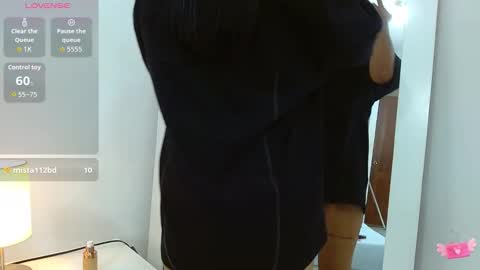 Snapshot of canela_swt chatting on 12.19.25 canela_swt online show from 12.19.25