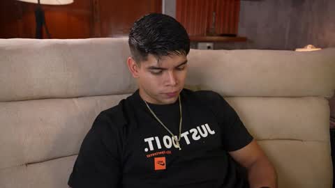 Snapshot of capizzi_ chatting on 01.13.26 David Capizzi online show from 01.13.26