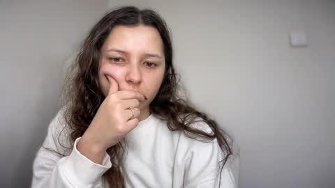 Snapshot of cappuccinokiss chatting on 02.04.26 Emma online show from 02.04.26