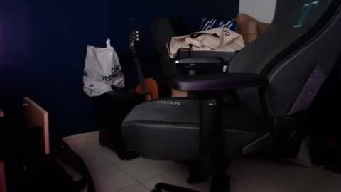 Snapshot of captain_fatcock chatting on 03.08.25 captain_fatcock online show from 03.08.25