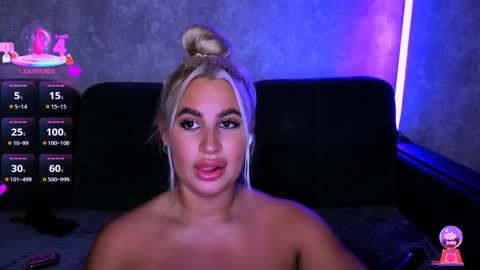 Snapshot of cara__harris chatting on 05.22.26 . . online show from 05.22.26