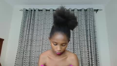 Snapshot of carababey chatting on 03.04.25 carababey online show from 03.04.25