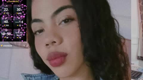 Snapshot of caraiosh_ chatting on 02.05.25 Cara online show from 02.05.25