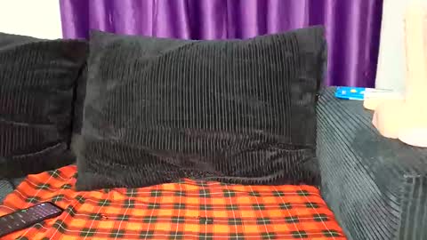 caramel_drip1 online show from 02.11.26