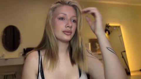 Stella online show from 02.01.26