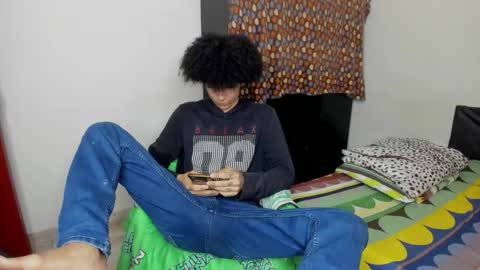 Carlos and Cristian  online show from 11.05.25