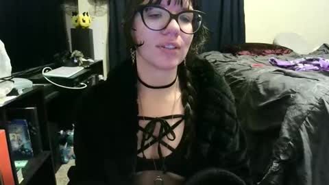 Snapshot of careerwife chatting on 03.22.26 careerwife online show from 03.22.26