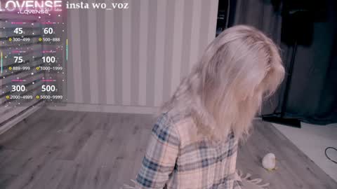 Snapshot of careful_i_bite chatting on 03.16.26 NONA follow online show from 03.16.26