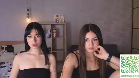 caressyourself online show from 09.22.25