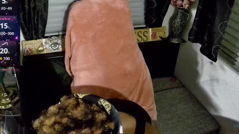 Snapshot of caribeancreme chatting on 12.12.24 Cari Bean online show from 12.12.24