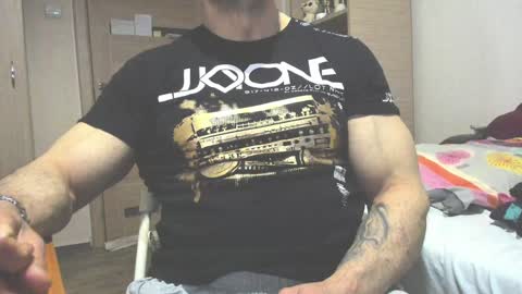 Snapshot of carin_the_body chatting on 01.24.25 Laz online show from 01.24.25