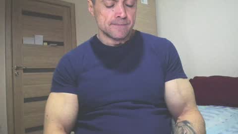 Snapshot of carin_the_body chatting on 01.31.25 Laz online show from 01.31.25