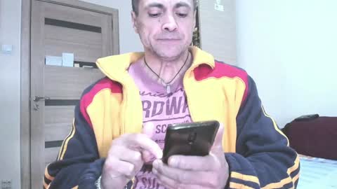 Snapshot of carin_the_body chatting on 02.07.25 Laz online show from 02.07.25