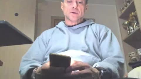 Laz online show from 04.30.26