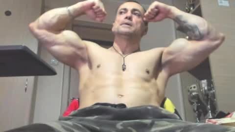 Laz online show from 05.04.26